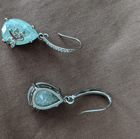 Drop earrings - Picture 2 of 3